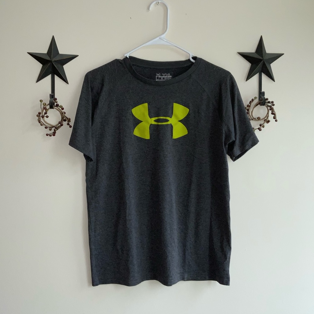 Youth under armor T-shirt